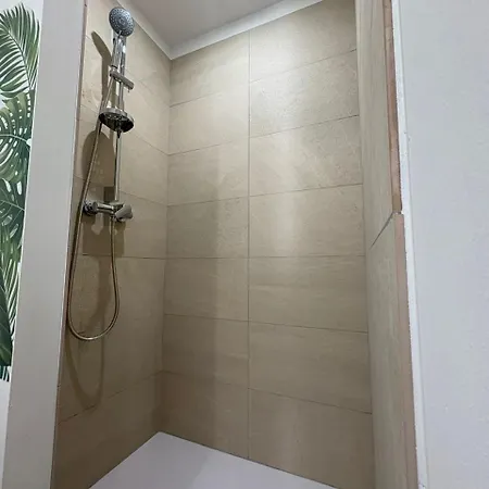 L'escale Tropicale - Avec Exterieur - 100m Des Thermes Lejlighed